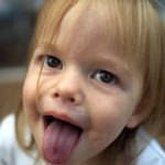 口臭の元を絶つ！【オススメの舌ブラシ・舌クリーナー】人気＆売れ筋ランキング・トップ５